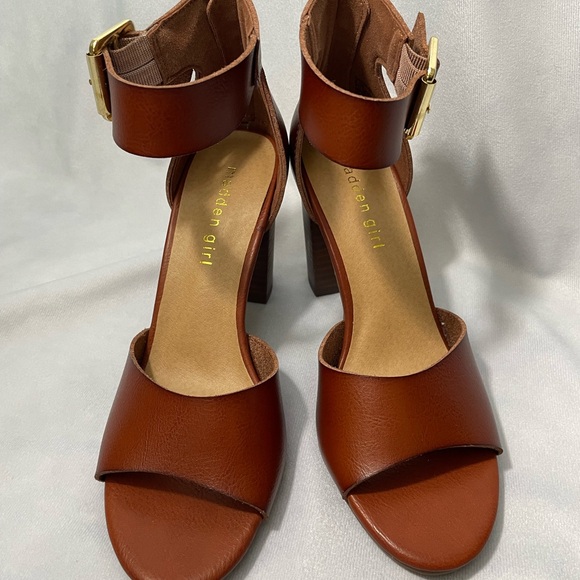 Madden Girl Tan Heeled Sandals - Picture 3 of 6